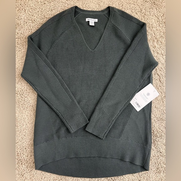 NWT Athleta Hanover V Neck Sweater Size XS Mist Grey - Picture 7 of 11